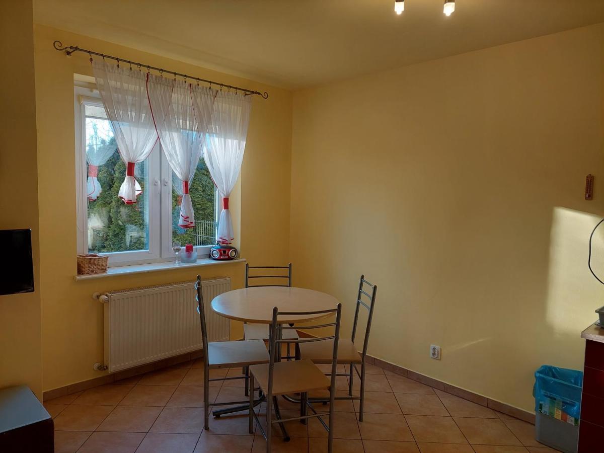 Apartament Z Ogrodkiem Kołobrzeg Eksteriør bilde